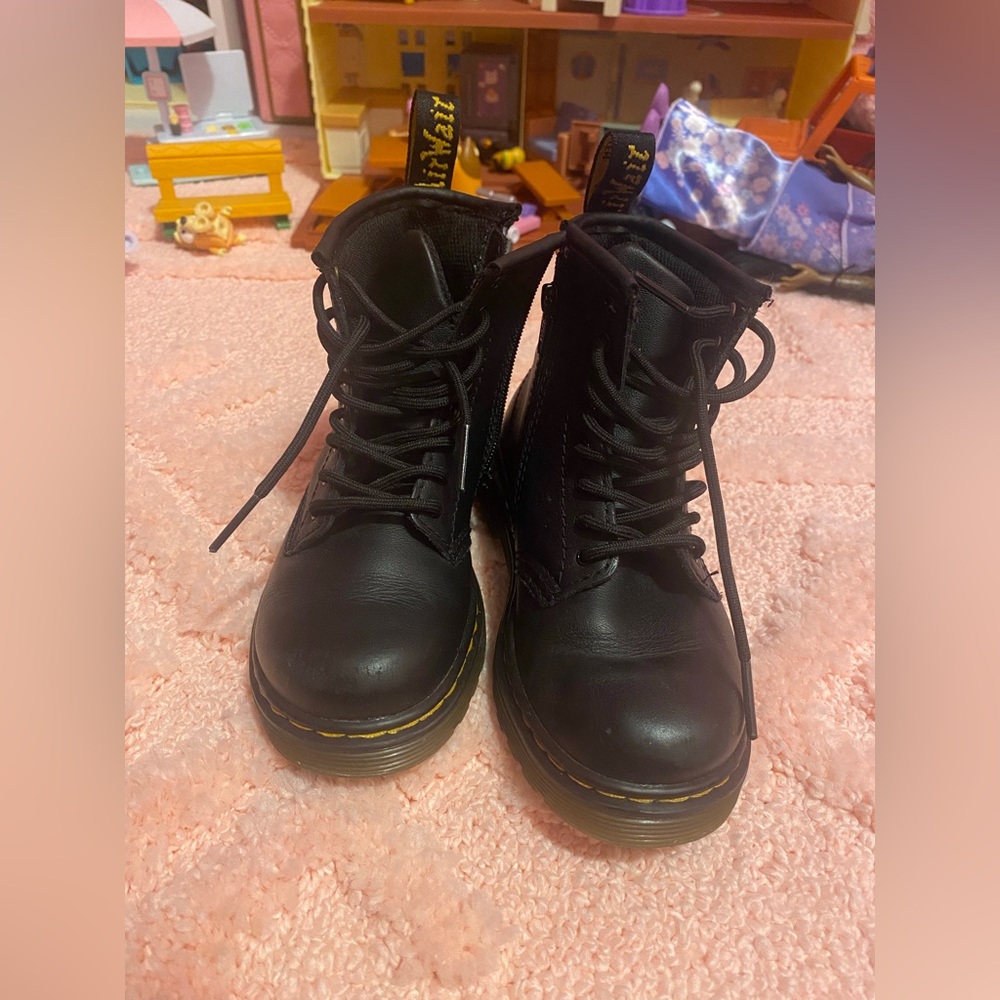 Dr. Martens 1460 toddler